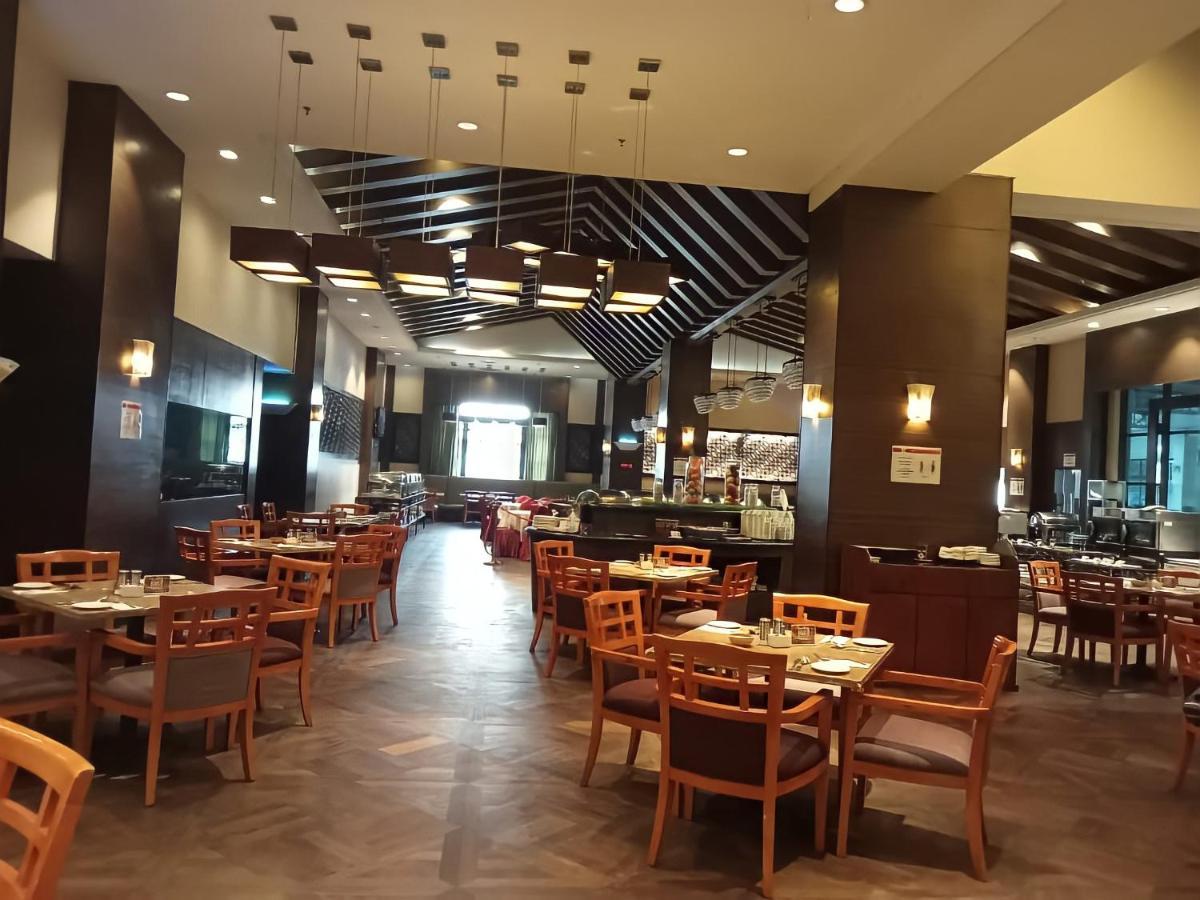 Seaview Gateway - Private Owner Hotell Port Dickson Exteriör bild